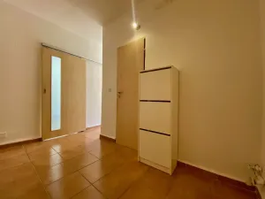 Pronájem bytu 1+1, Ostrava, Vietnamská, 38 m2