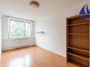 Pronájem bytu 3+1, Praha - Petrovice, Frostova, 78 m2
