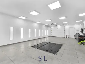Prodej obchodního prostoru, Nový Bor, Česká, 325 m2