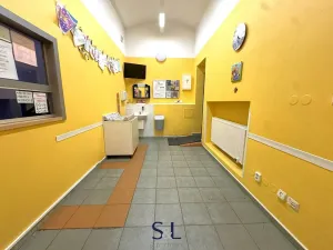 Pronájem obchodního prostoru, Liberec, nám. Sokolovské, 79 m2