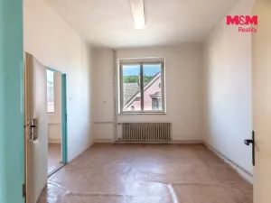 Prodej výrobních prostor, Kolinec, 2640 m2