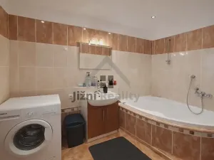 Prodej bytu 3+1, České Budějovice, Pekárenská, 81 m2