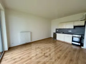 Pronájem bytu 2+kk, Kladno, Bohumila Landy, 43 m2