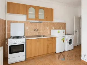 Pronájem bytu 1+1, Liberec, Ječná, 39 m2