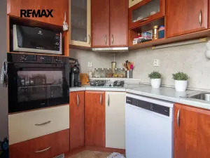 Prodej bytu 3+1, Břeclav, Na Valtické, 69 m2