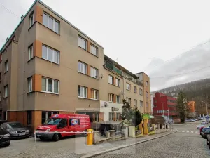 Pronájem kanceláře, Praha - Smíchov, K vodojemu, 118 m2