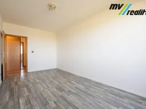 Prodej bytu 3+1, Milovice, Topolová, 77 m2