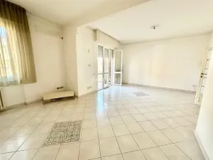 Prodej bytu 4+1, Viareggio, Itálie, Via Francesco Baracca, 120 m2