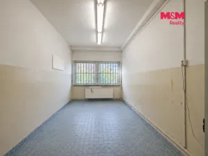 Pronájem kanceláře, Teplice, Libušina, 3000 m2