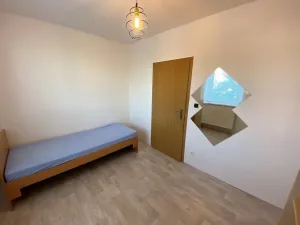 Pronájem bytu 2+kk, Šlapanice, Švehlova, 39 m2