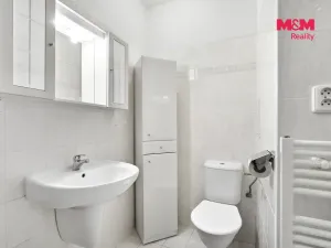 Prodej bytu 2+kk, Praha, Na břehu, 56 m2