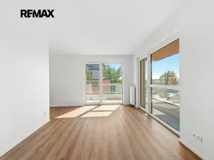 Prodej bytu 2+kk, Praha - Černý Most, Arnošta Valenty, 49 m2