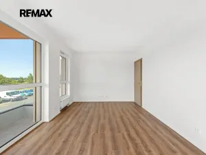 Prodej bytu 2+kk, Praha - Černý Most, Arnošta Valenty, 49 m2