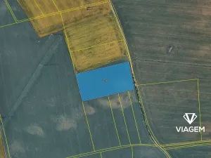 Prodej podílu pole, Veleň, 814 m2