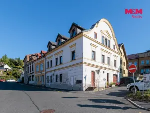 Prodej rodinného domu, Bečov nad Teplou, nám. 5. května, 351 m2