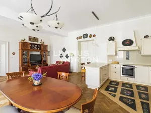 Prodej bytu 4+kk, Praha - Vinohrady, Varšavská, 130 m2
