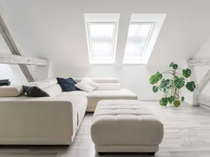 Prodej bytu 3+kk, Pardubice - Zelené Předměstí, náměstí Čs. legií, 101 m2