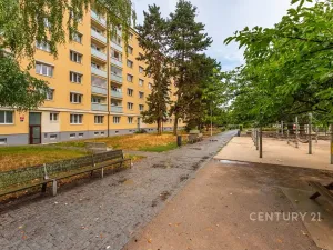 Pronájem bytu 1+1, Praha - Libeň, náměstí Na Balabence, 33 m2