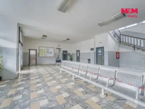 Pronájem obchodního prostoru, Klatovy - Klatovy III, Nádražní, 38 m2