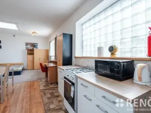 Pronájem bytu 1+kk, Moravany, Vnitřní, 42 m2