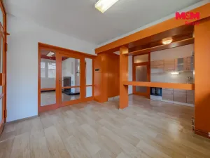 Prodej bytu 3+1, Vsetín, Lázky, 86 m2