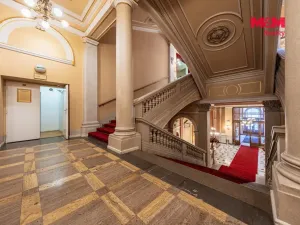Pronájem kanceláře, Praha - Vinohrady, náměstí Míru, 54 m2