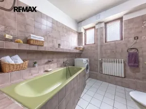 Prodej rodinného domu, Praha - Šeberov, K Šeberovu, 189 m2