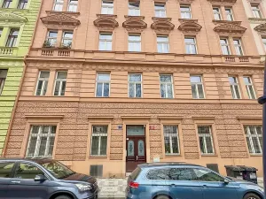 Pronájem bytu 2+kk, Praha - Malá Strana, Petřínská, 38 m2