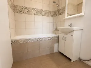Pronájem bytu 2+kk, Hradec Králové, Bidlova, 59 m2