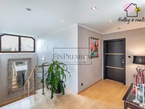 Prodej rodinného domu, Praha - Šeberov, Karfíkova, 354 m2
