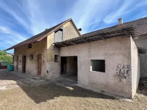 Prodej rodinného domu, Břehy, Bahníkova, 198 m2