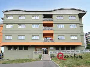 Pronájem bytu 2+kk, Praha - Hloubětín, Slévačská, 47 m2