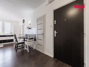 Prodej bytu 4+1, Chomutov, Zengerova, 77 m2