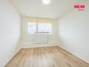 Pronájem bytu 3+1, Kladno - Kročehlavy, Italská, 55 m2