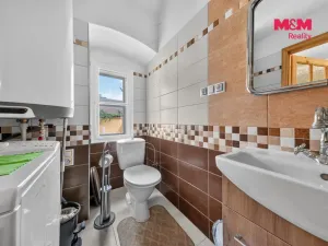 Prodej rodinného domu, Uzeničky - Černívsko, 163 m2