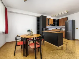 Pronájem bytu 3+kk, Praha - Černý Most, náměstí Plukovníka Vlčka, 86 m2