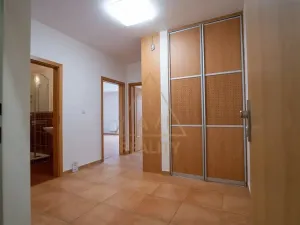 Prodej bytu 2+kk, Praha - Čakovice, Rýnská, 60 m2