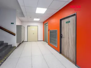 Pronájem bytu 2+kk, Praha - Hlubočepy, Geologická, 34 m2