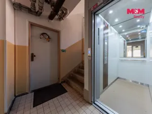 Prodej bytu 3+1, Chodov, Říjnová, 54 m2