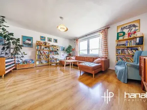 Prodej rodinného domu, Hradčany, 243 m2