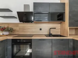 Prodej bytu 2+kk, Přeštice, Na Chmelnicích, 52 m2