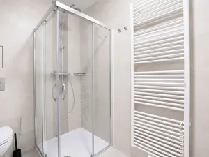 Pronájem bytu 2+kk, Praha - Karlín, Pod výtopnou, 33 m2