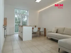 Prodej bytu 3+kk, Janovice nad Úhlavou, Rozvojová zóna, 77 m2
