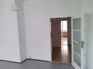 Pronájem bytu 3+1, Pardubice, Sladkovského, 82 m2