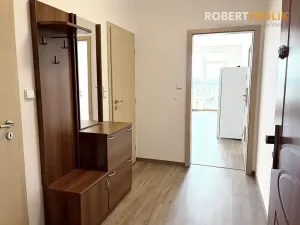 Pronájem bytu 1+kk, Praha - Libeň, Nad Okrouhlíkem, 48 m2