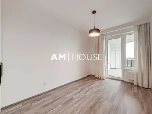 Pronájem bytu 3+kk, Praha - Karlín, Pernerova, 79 m2