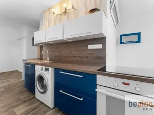 Prodej bytu 3+1, Děčín, Jezdecká, 64 m2