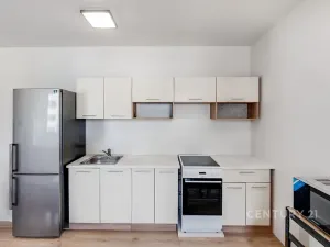 Prodej bytu 1+kk, Praha - Hlubočepy, Fabiánové, 31 m2