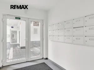 Prodej bytu 2+kk, Praha - Strašnice, Názovská, 60 m2
