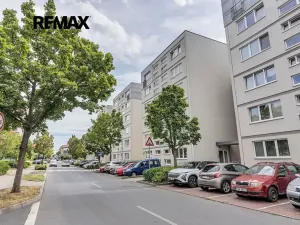Prodej bytu 2+kk, Praha - Strašnice, Názovská, 60 m2